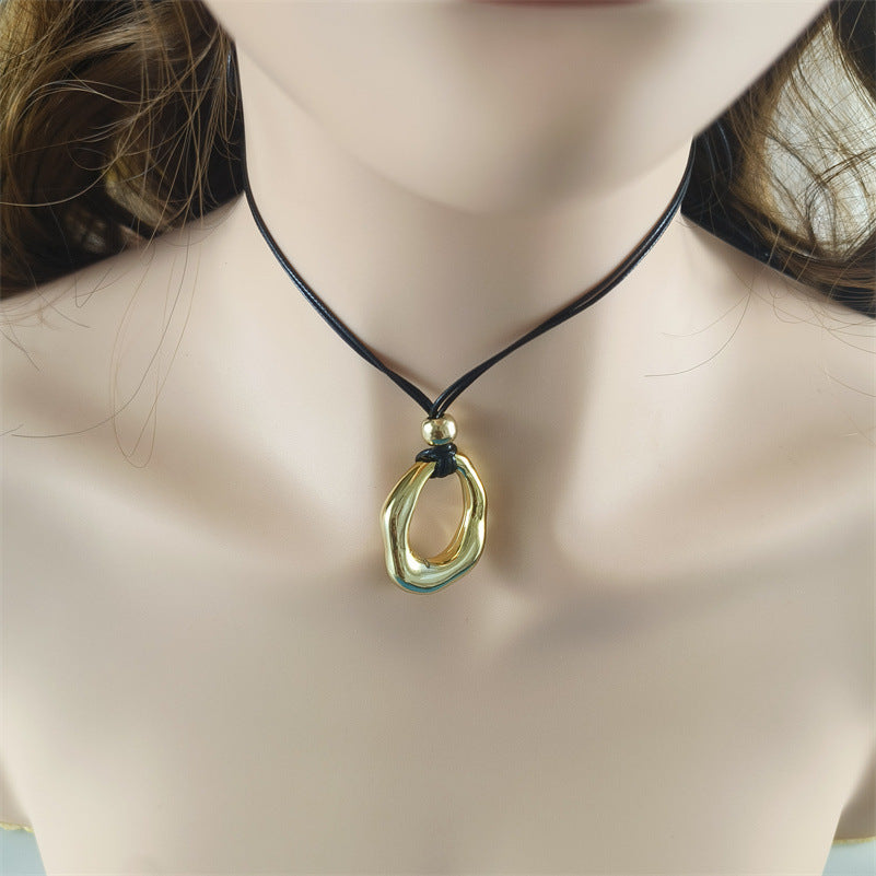 Design Sense Irregular Circles Pendant Necklace ea04234f 7732 4e3c aa23 3b9cc4f781fb