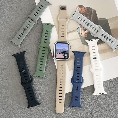 New Fashion Monochrome Silicone Strap eae86064 a740 42cf a68c 8051b61e3848 trans