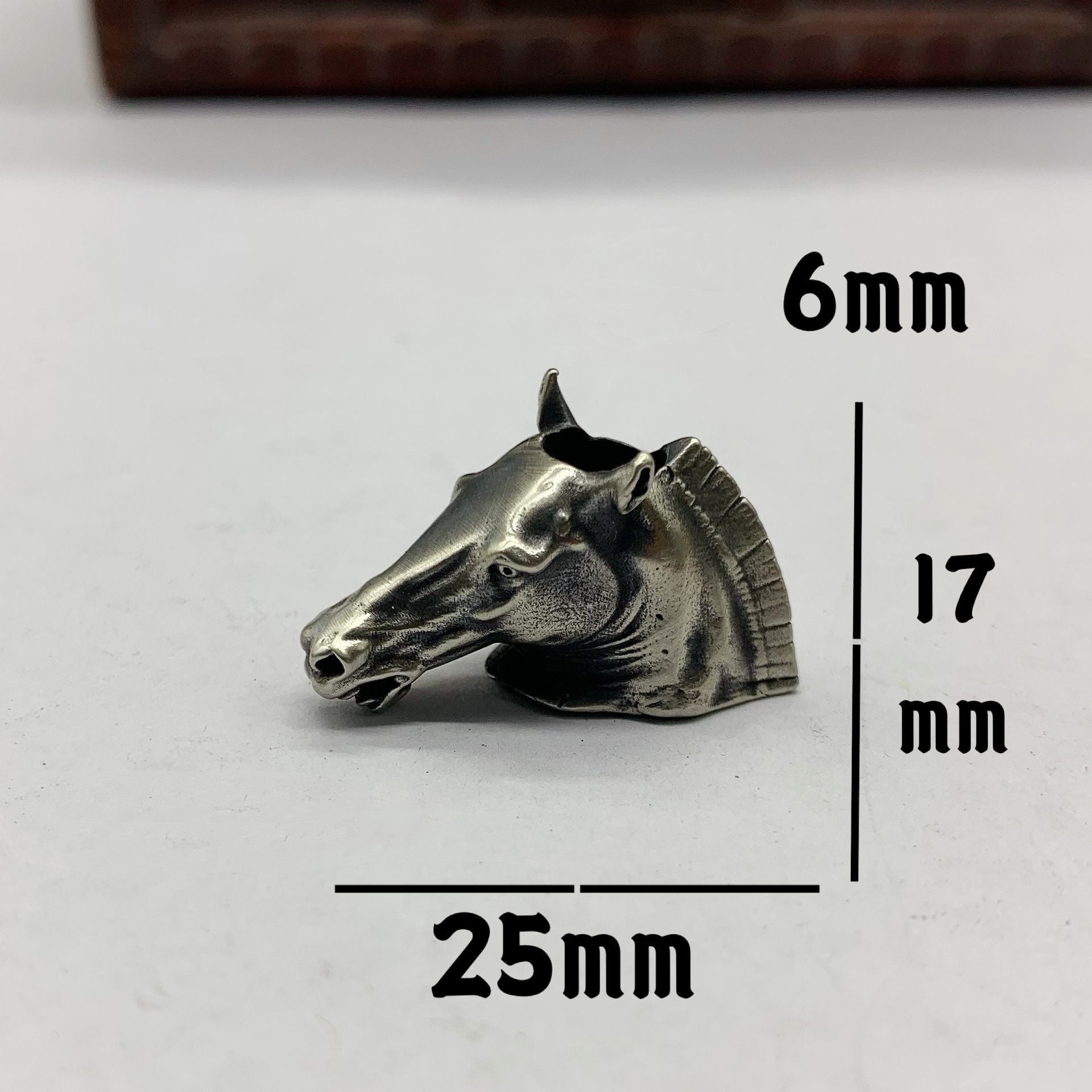 Brass Zodiac Horse Head Pendant White Copper Horse Small Pendant Mongolian Style Personality Parachute Cord Pendant Clothing 