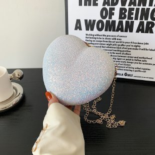 Evening Clutch Bag Women Bag Shiny Handbag Heart Shape Metal Clutches Bag Fashion Chain Shoulder Crossbody Bag Luxury Lady Pu