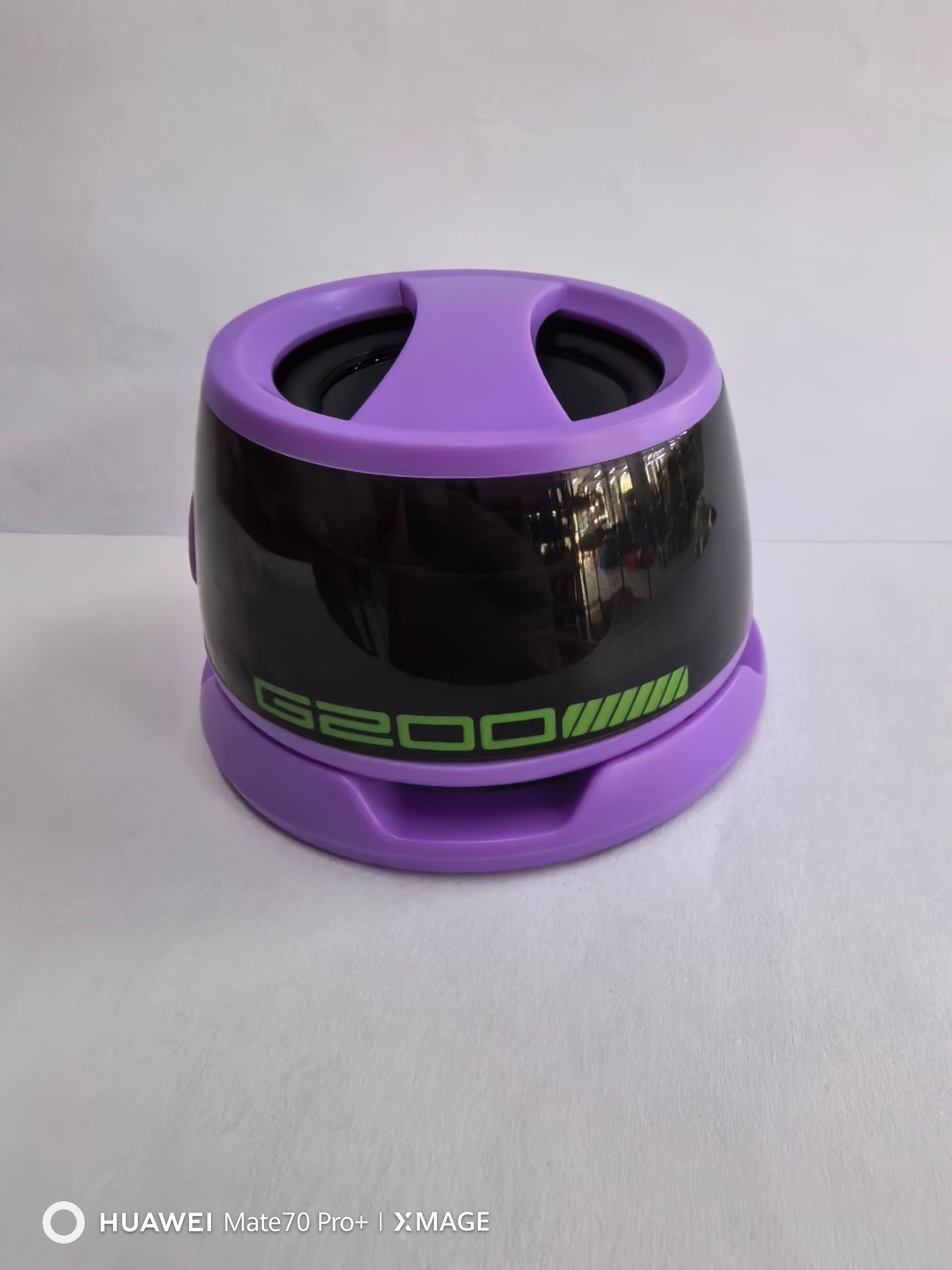 Portable Bluetooth Speaker G200 RGB Lighting Speaker BT5.3 Mini Sound Box 7 Hours Playback Magnetic Phone Holder eccd4fa0 540