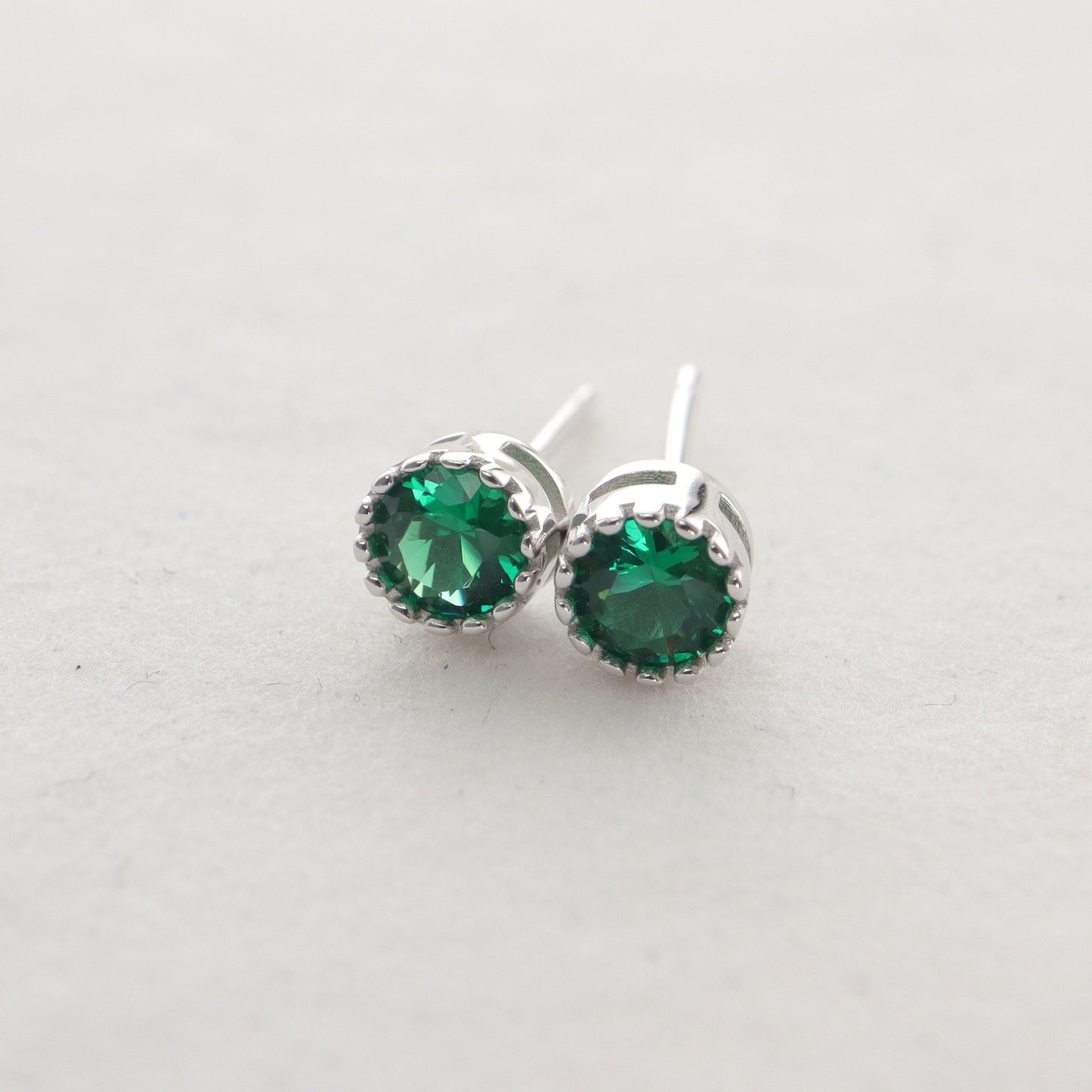 S925 Silver Multi-color Diamond Stud Earrings Single Rhinestone Earrings ee9293e9 e052 482e 9412 4b532f339c84