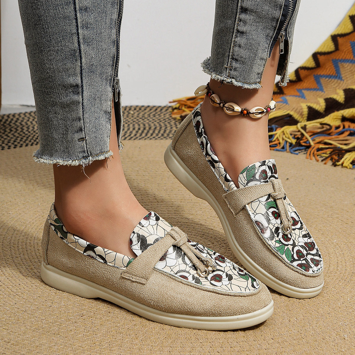 Plus Size Women's Flat Casual Shoes f009ec64 344d 44d3 8490 161ddd9a3260