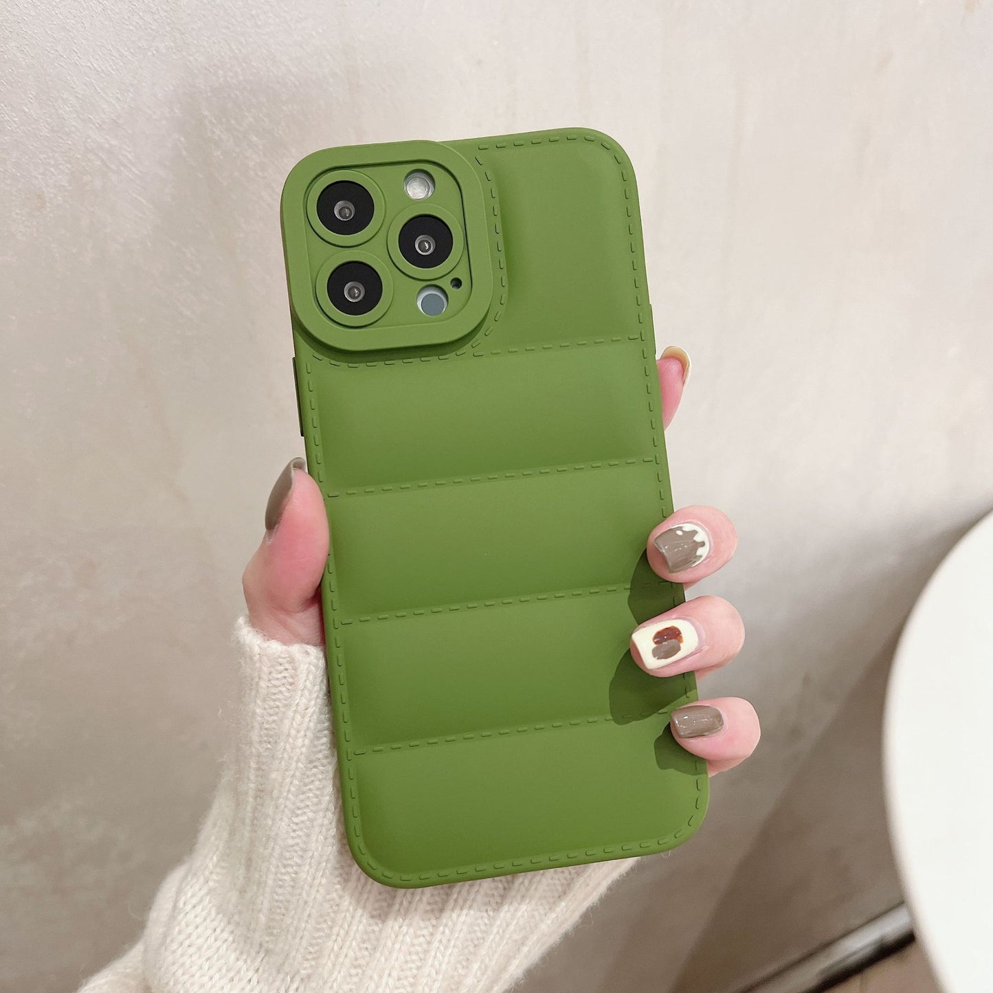 Fashion Solid Color Down Jacket Phone Case f0bb4294 02f4 434c b247 bb4ba1c23c8c 9b2a1629 e7c9 4001 b234 a15674593ed7