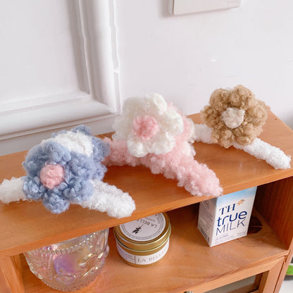 Flower Plush Hairpin Back Head Grabbing Clip f27828d3 9d71 4fb1 8d4c 10dcd2a63505