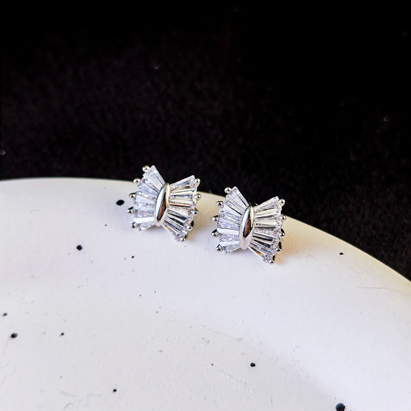 Simple Micro Inlaid Zircon Short Design Ear Studs f4b616af f63f 4618 9b7f b589abf9f62f