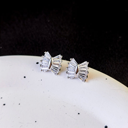 Simple Micro Inlaid Zircon Short Design Ear Studs f4b616af f63f 4618 9b7f b589abf9f62f