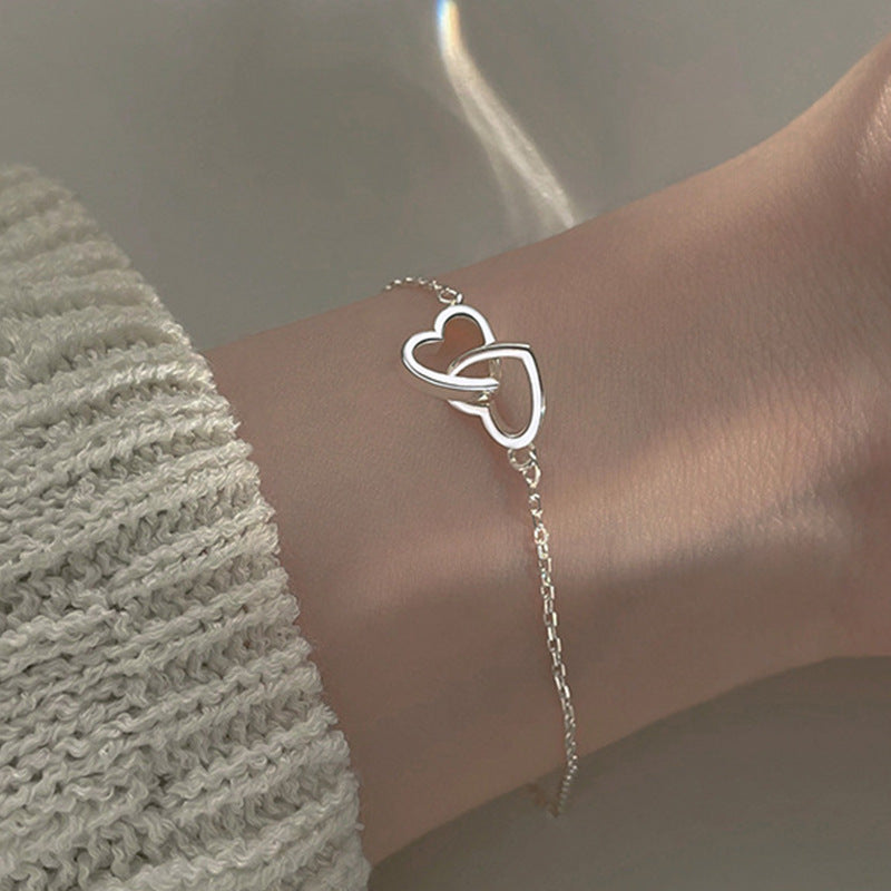 Women's Fashion Alloy Heart Shaped Bracelet f4f09c02 de0f 472d 8334 17b1aca20773