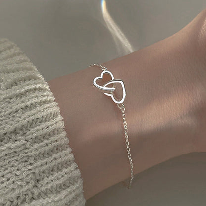 Women's Fashion Alloy Heart Shaped Bracelet f4f09c02 de0f 472d 8334 17b1aca20773
