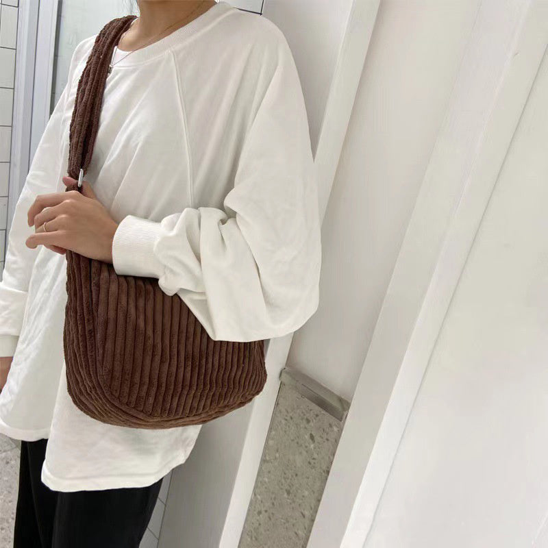 New Fashion Personality Retro Bag Girl f5f76fe2 6022 44a9 81c7 062cf1ead483
