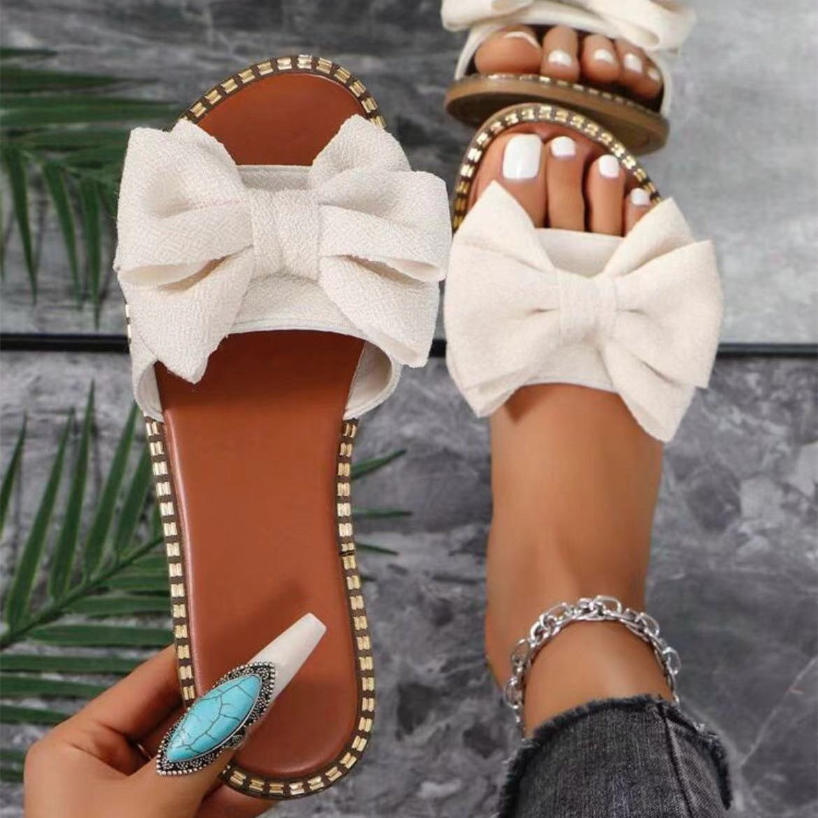 Flat Bottom Rhinestone Bowknot Slippers Women's Cloth Sandals f6702729 fbd1 415b 8c6f 388ac5df963c