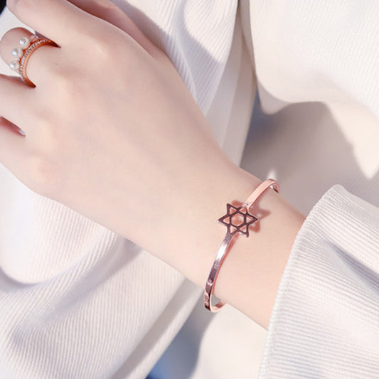 Women's Six-pointed Star Hollow Fashion Bracelet f67cd051 b837 4bc9 88dd f4882eaf969b