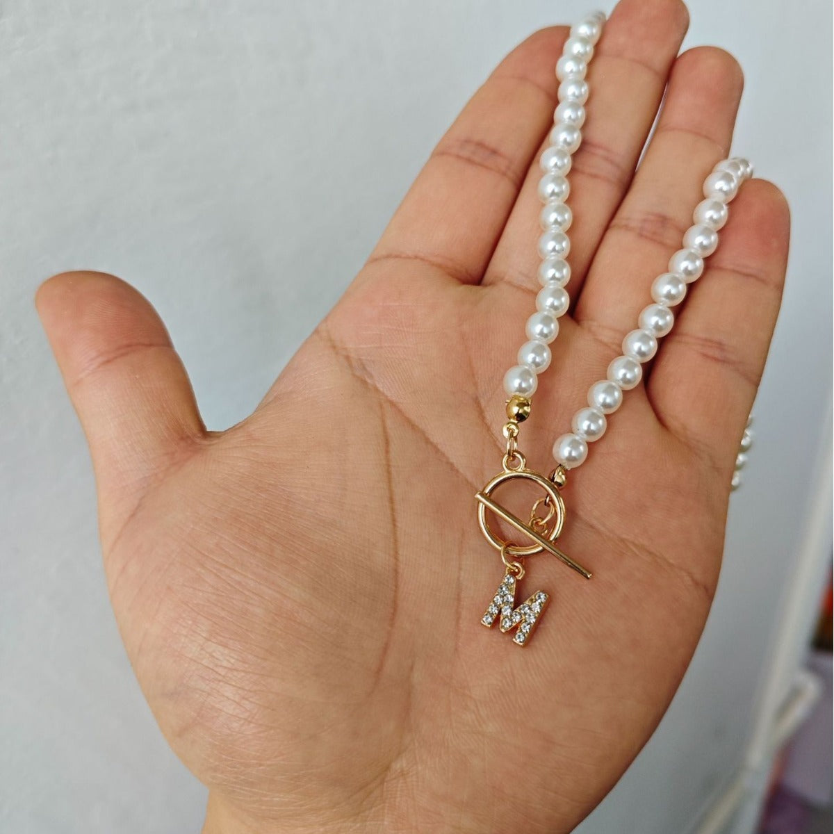 Pearl Chain OT Buckle Inlaid 26 Letter Necklace Ornament f6ac58d5 919d 4359 95df 9000b1ef652a