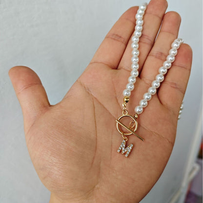Pearl Chain OT Buckle Inlaid 26 Letter Necklace Ornament f6ac58d5 919d 4359 95df 9000b1ef652a