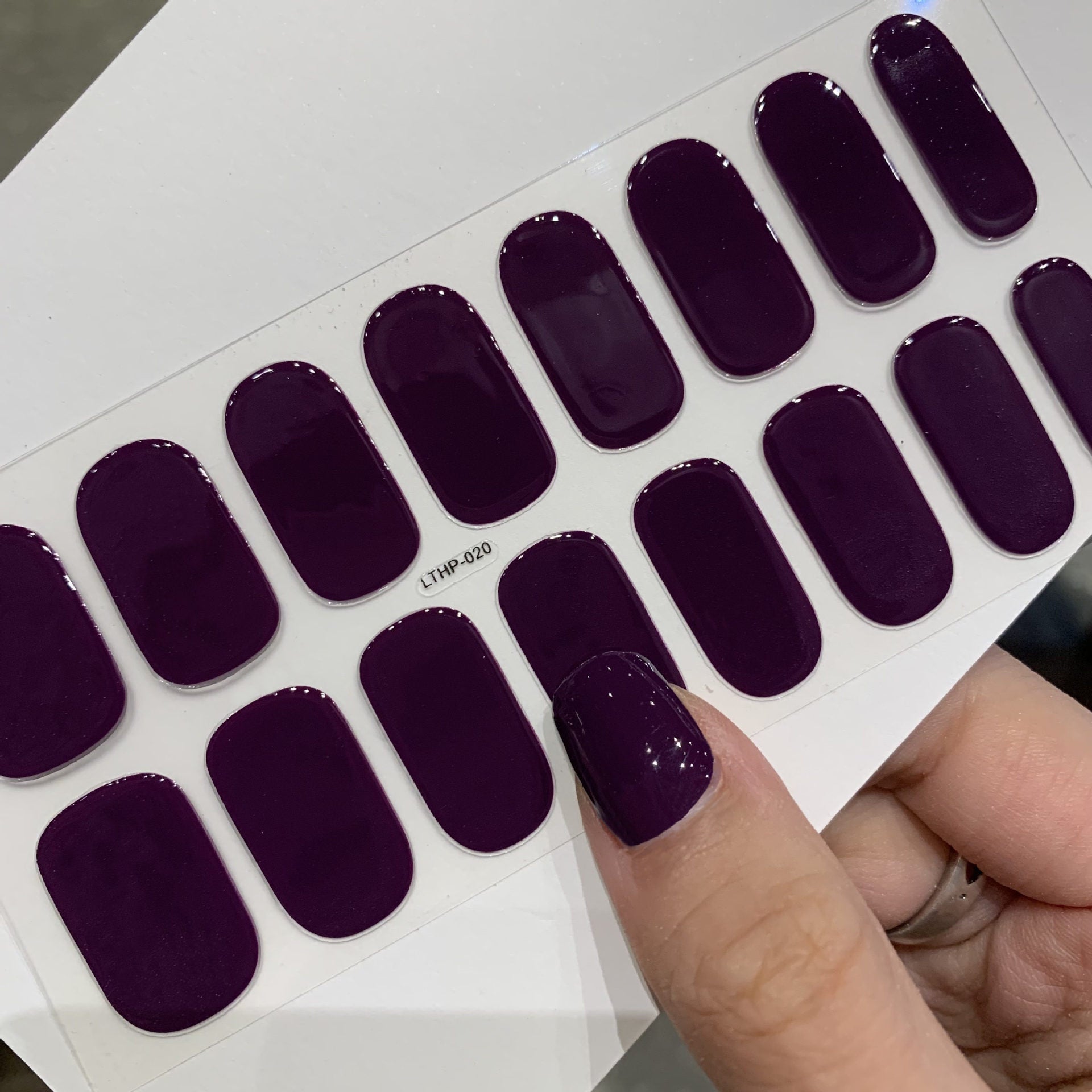 Waterproof And Durable Second Generation Semi-cured UV Nail Beauty Stickers f7243241 321b 4738 89ee ddcbd91580c5