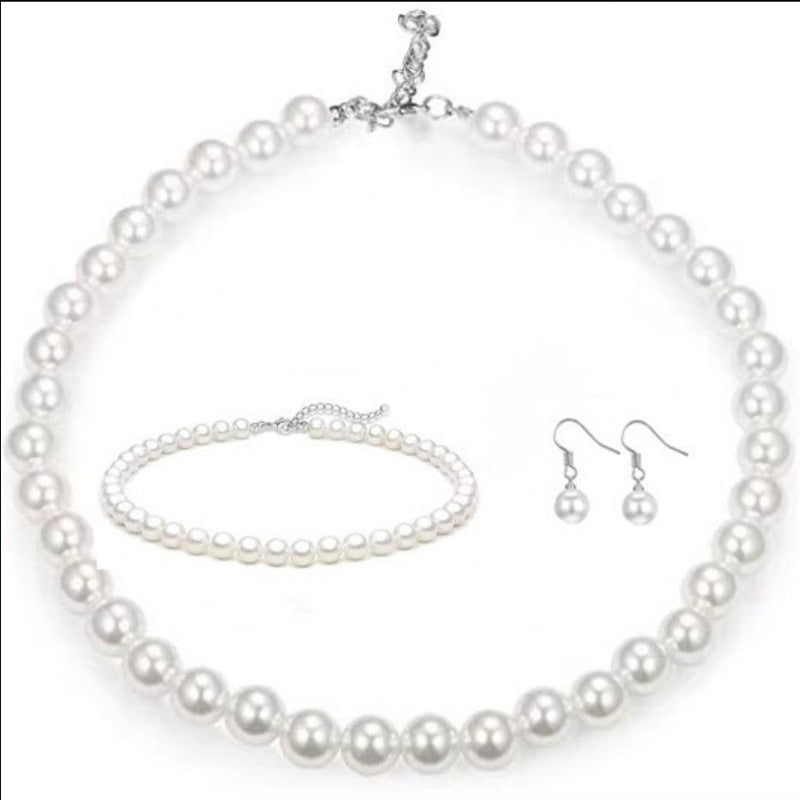French Retro Artificial Pearl Necklace f77aa2e3 2473 4b9b 8c3f 9c4a1411bb2e