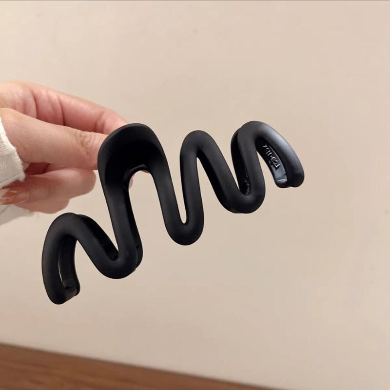 Dopamine Girl Shark Large Hair Clip Female Temperament f831a88e b4c5 4561 bc38 385530793e4f