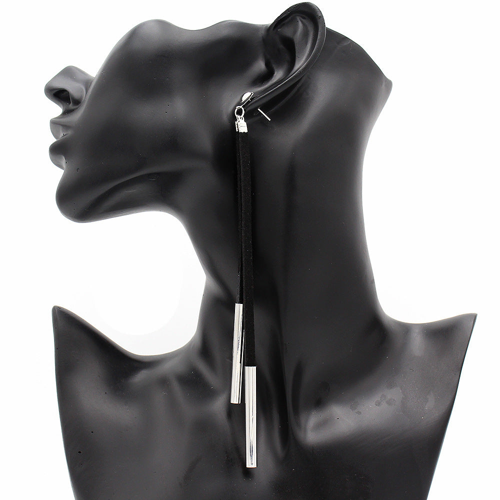 Fashion Trendy Tassel Ear Studs f83f162a c1e1 44ea b389 1bd0ce38d36a