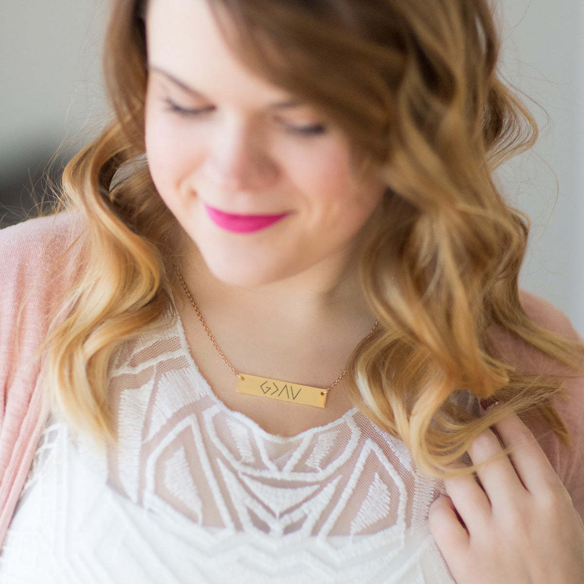 European And American Fashion One Word Horizontal Bar Pendant Necklace fa146b70 8210 4cf5 a87b 594d71dfa00d