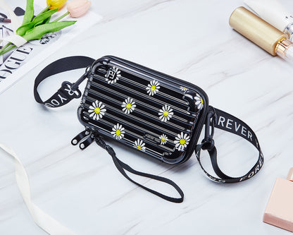 Women's Stylish And Portable Casual Messenger Bag fd393e6b 5eab 4faa b1ac aa7b9eeae00f