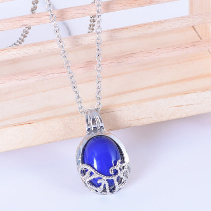Fashion Hollow Heart Crystal Necklace fe6f6e44 72ed 4f2e 9958 b7301a1b747e